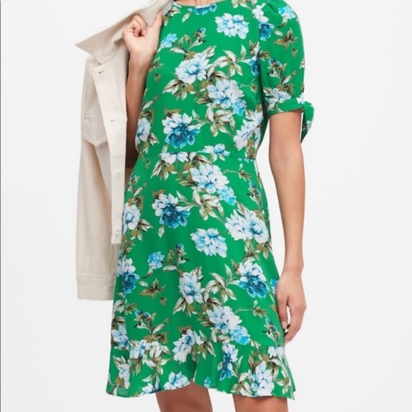 Dresses & Skirts - 🔥🔥Sale Dress by old navy